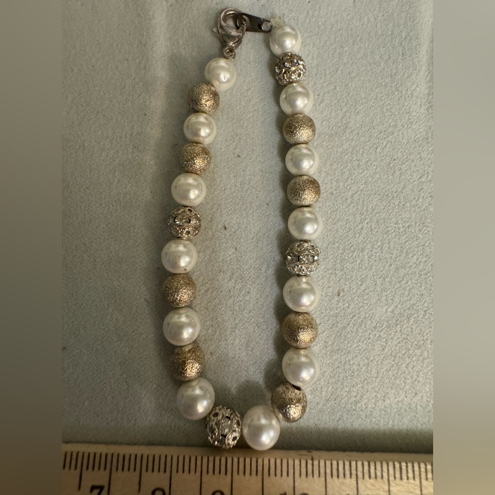 Elegant Dainty Pearl Bracelet Set- White Simulated
Pearls with Silver Accents - Picture 3 of 8